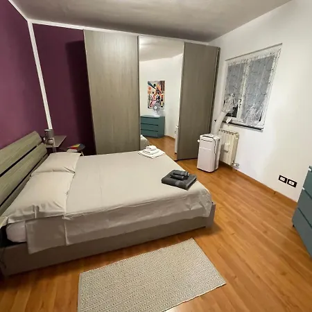 Apartment Mattoni Rossi Genoa